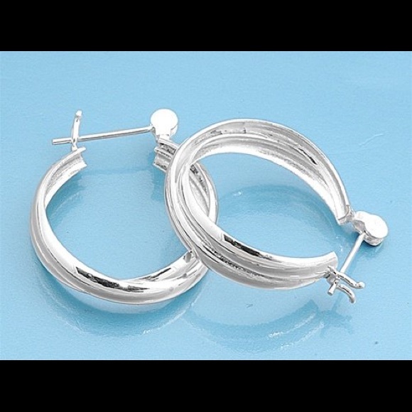 Sterling silver hoops - Picture 1 of 3